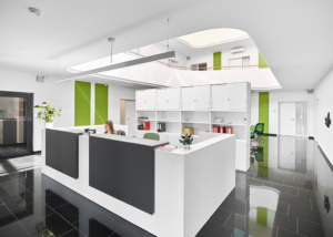Architektur-Bürogebäude-Innen-Roltex