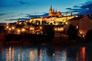Prag Goldene Stadt web